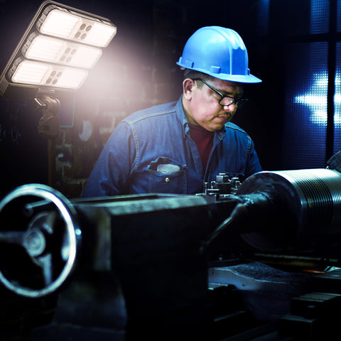 Solar Flexible Tripod Design Light | 27 Watt | 3500 Lumens | Multiple Combination Modes | Flame-retardant ABS