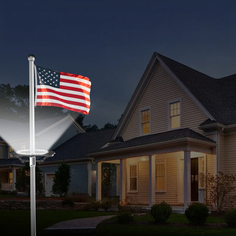 Solar Wireless Flagpole Light | 32 Watt | 1260 Lumens | 6000K